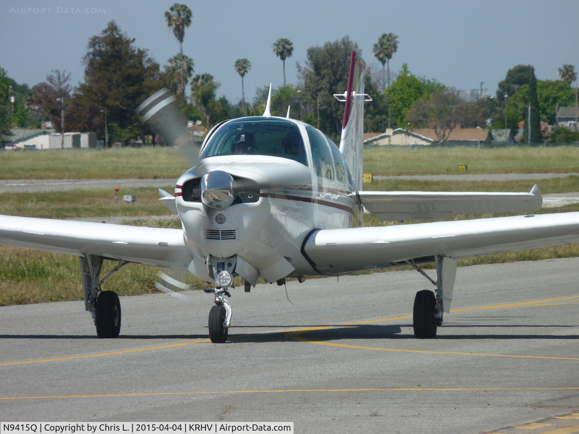 N9415Q, 1972 Beech F33A Bonanza C/N CE-362, A local 1972 Beechcraft Bonanza 33A taxing to runway 31R at Reid Hillview.