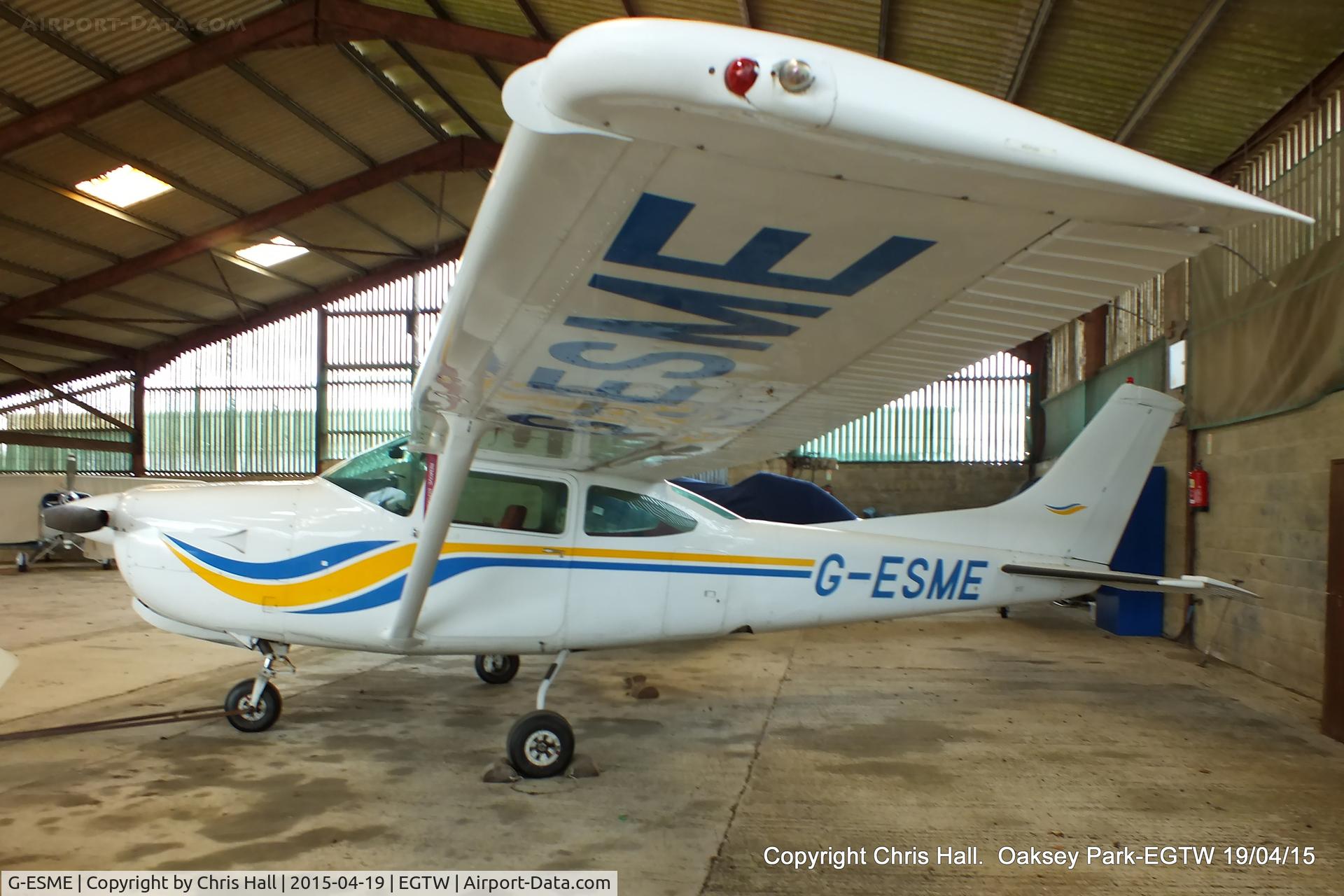 G-ESME, 1979 Cessna R182 Skylane RG C/N R182-01026, at Oaksey Park