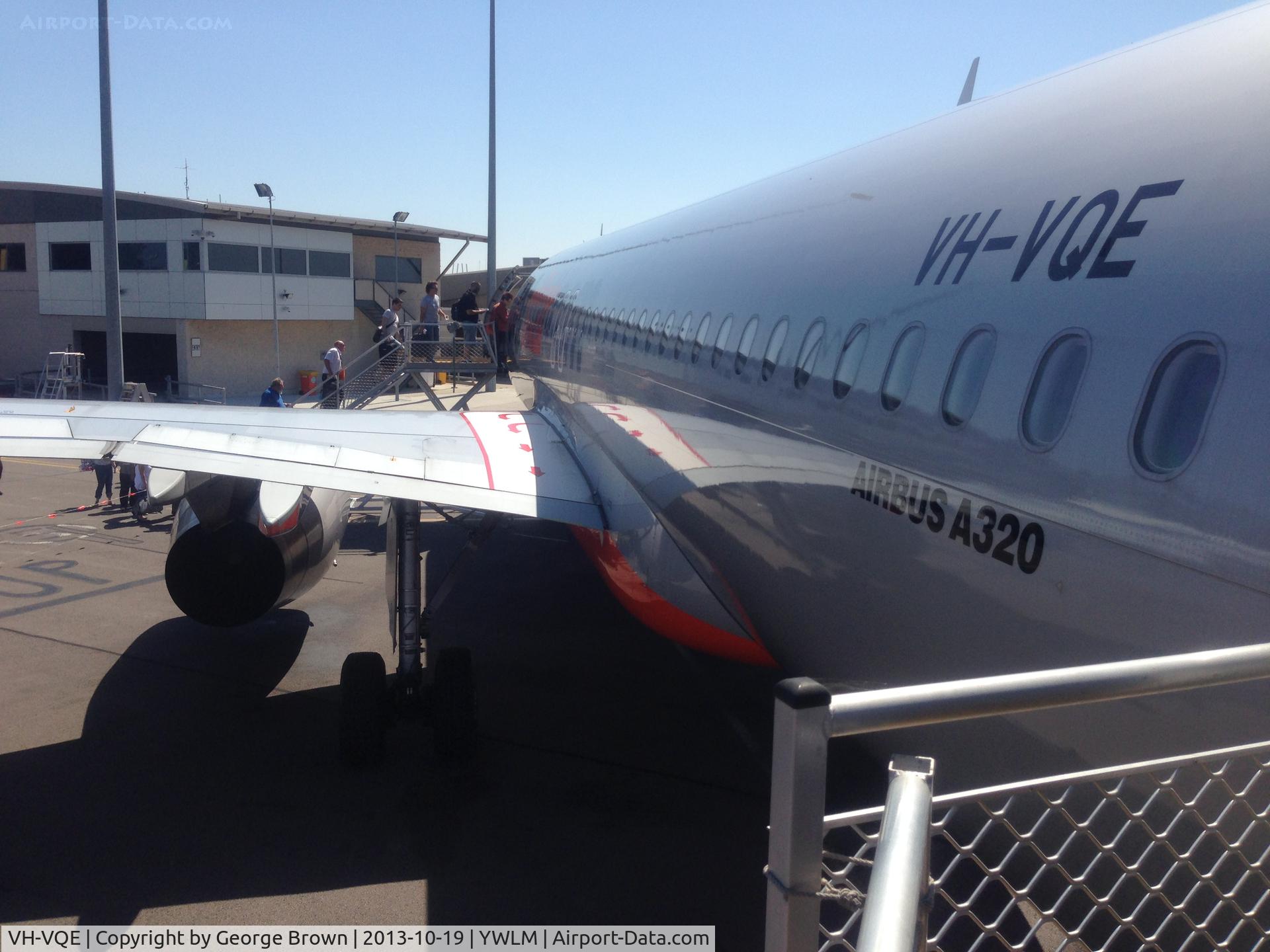 VH-VQE, 2008 Airbus A320-232 C/N 3495, Boarding at YWLM