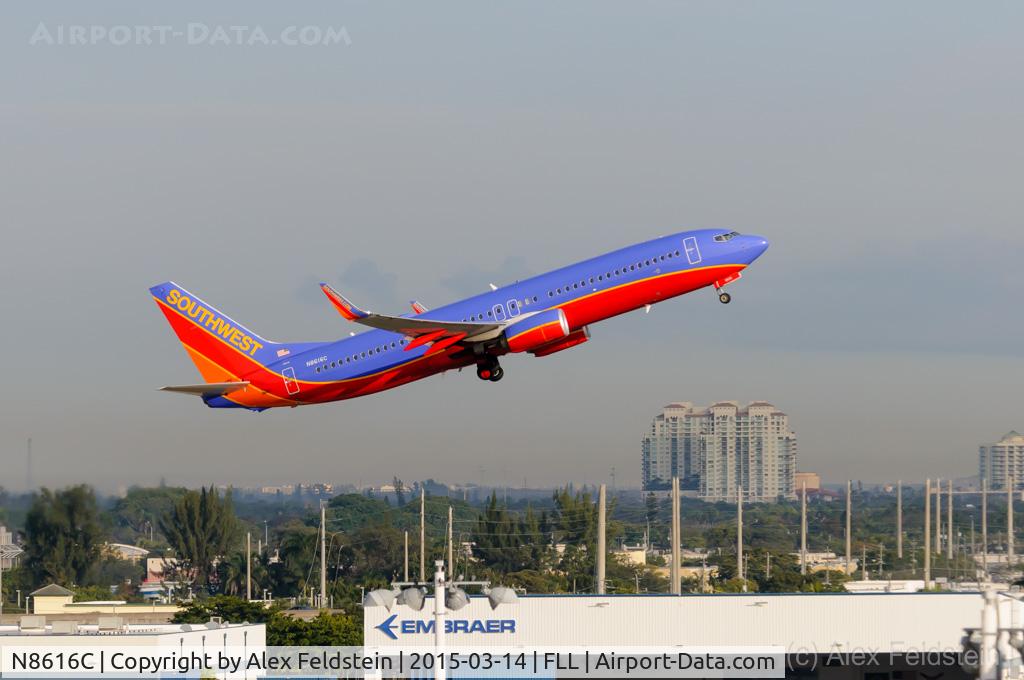 N8616C, 2013 Boeing 737-8H4 C/N 36914, Ft. Lauderdale