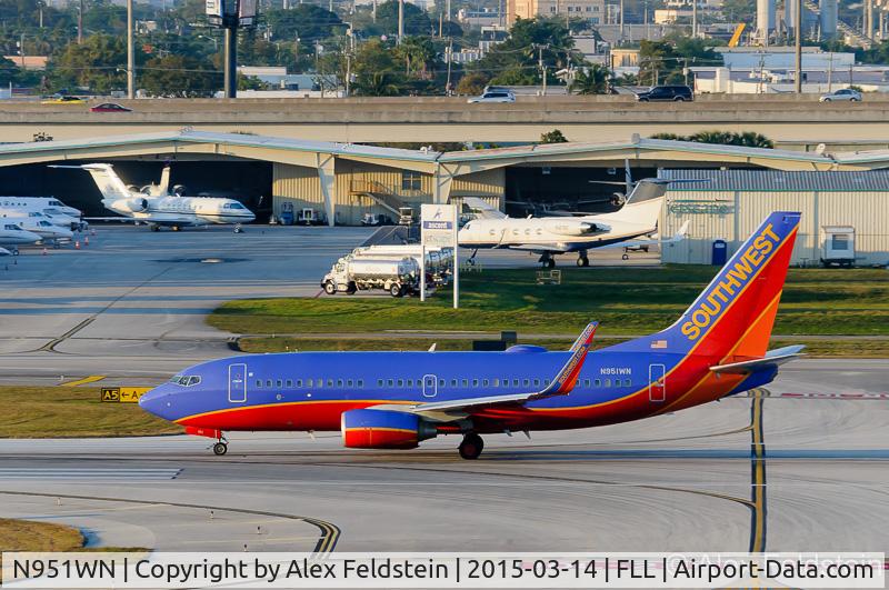 N951WN, 2010 Boeing 737-7H4 C/N 36665, Ft. Lauderdale
