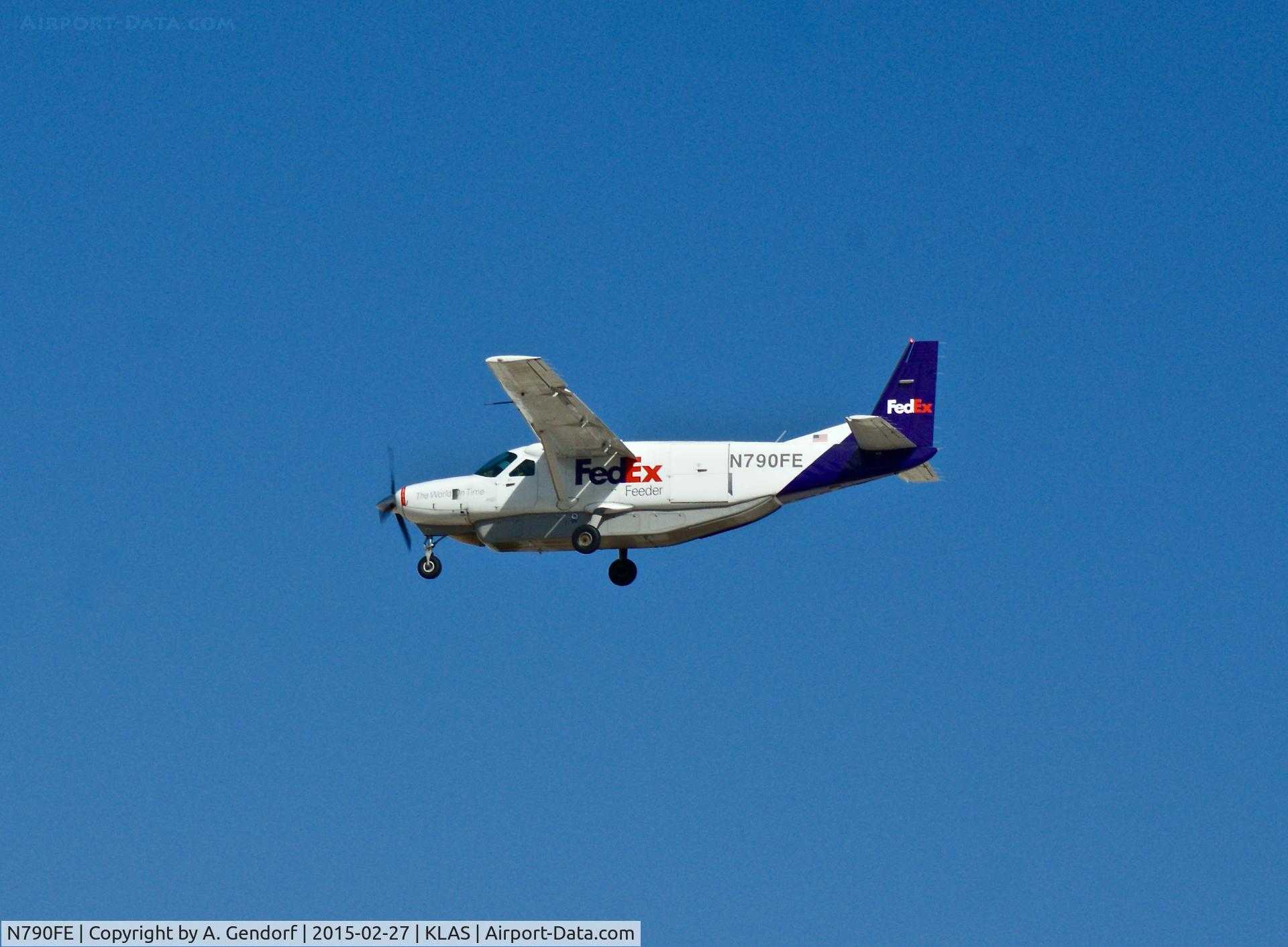 N790FE, 1991 Cessna 208B Super Cargomaster C/N 208B0288, West Air (FedEx cs.), this feeder flight is landing at Las Vegas Int'l(KLAS)