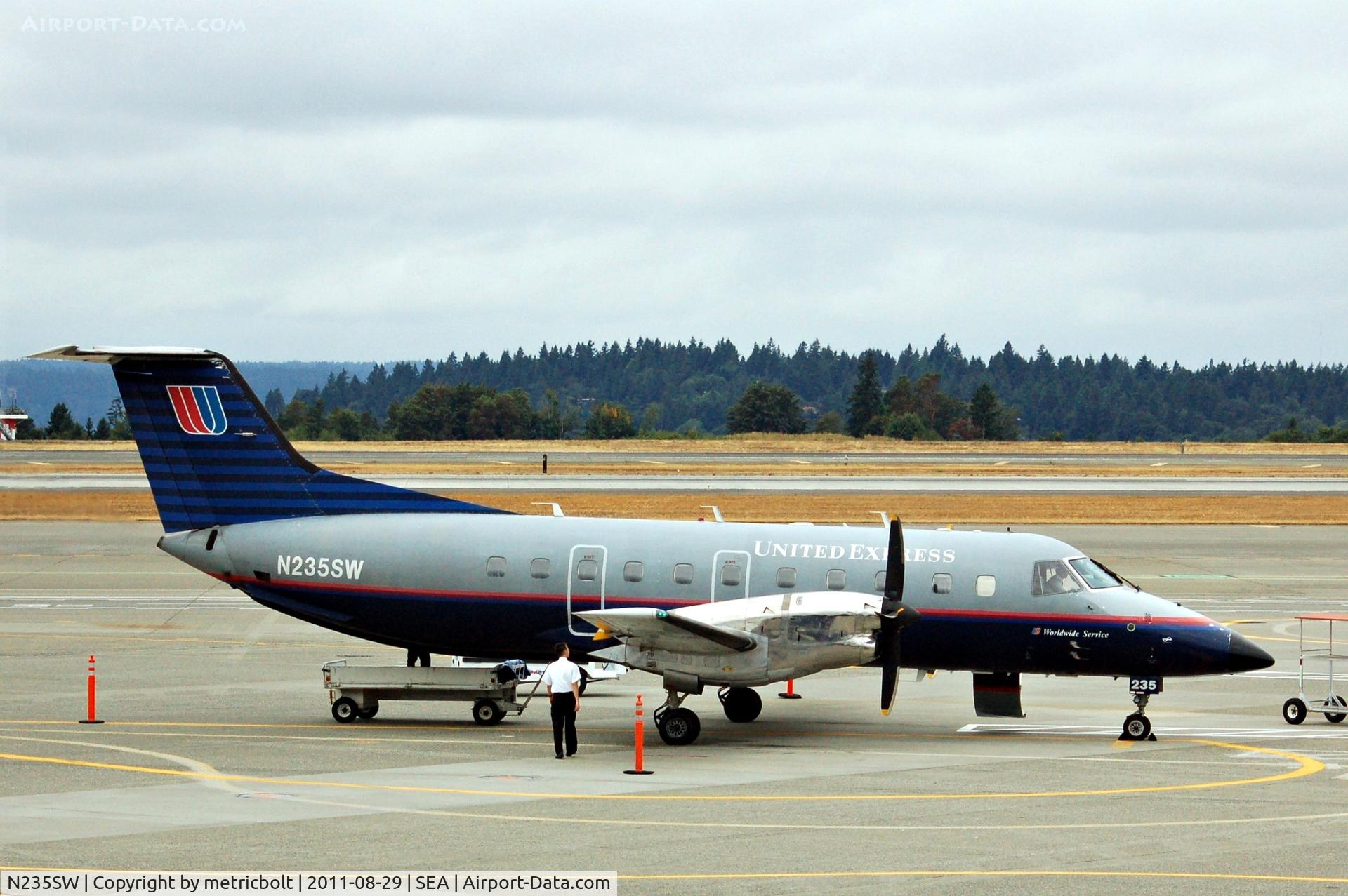 N235SW, Embraer EMB-120ER Brasilia C/N 120310, at SeaTac