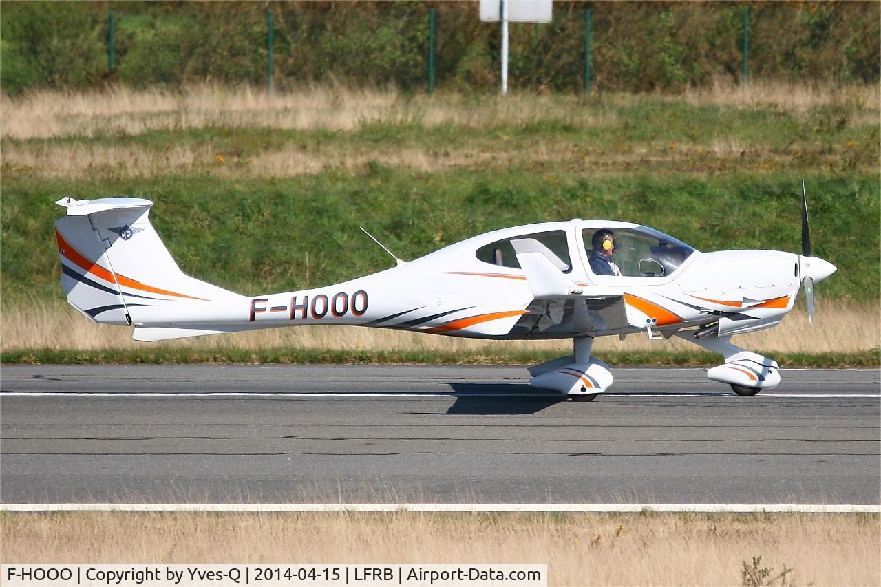 F-HOOO, 2013 Diamond DA-40 Diamond Star C/N D4.144, Diamond DA-40 Diamond Star, Touch and go rwy 07R, Brest-Bretagne Airport (LFRB-BES)