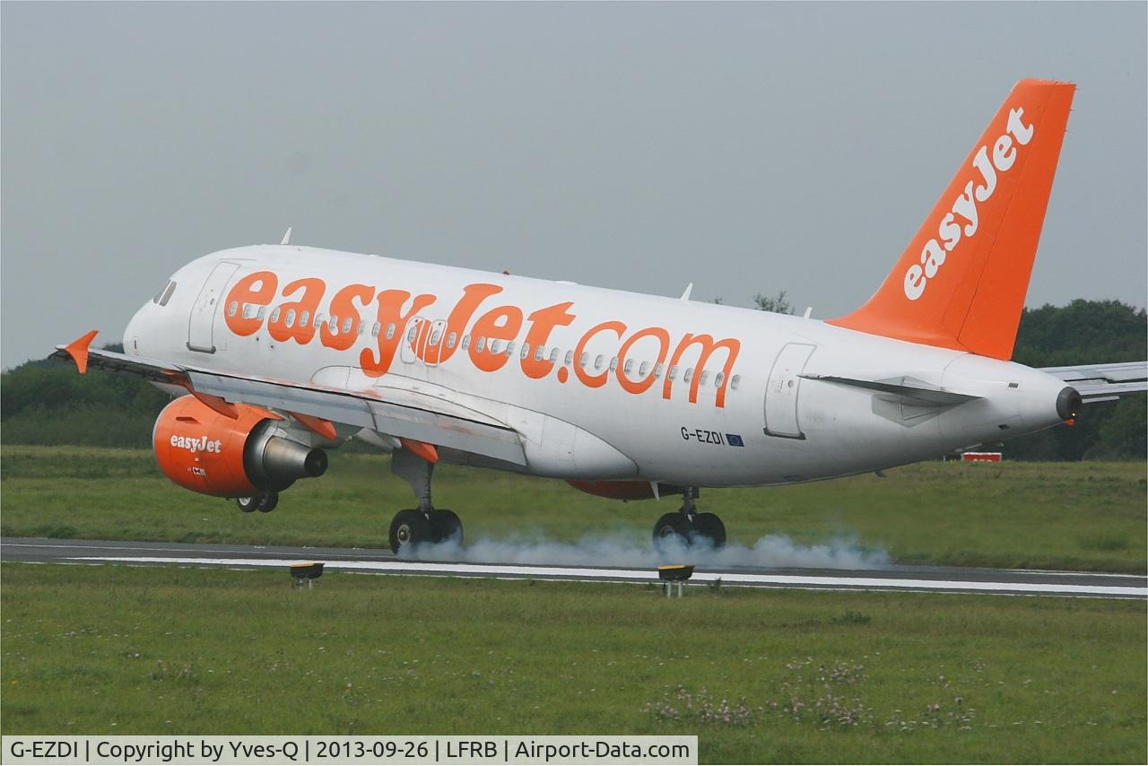G-EZDI, 2008 Airbus A319-111 C/N 3537, Airbus A319-111, Landing rwy 25L, Brest-Bretagne airport (LFRB-BES)