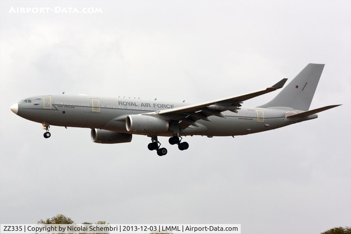ZZ335, 2012 Airbus KC2 Voyager (A330-243MRTT) C/N 1334, Landing runway 31