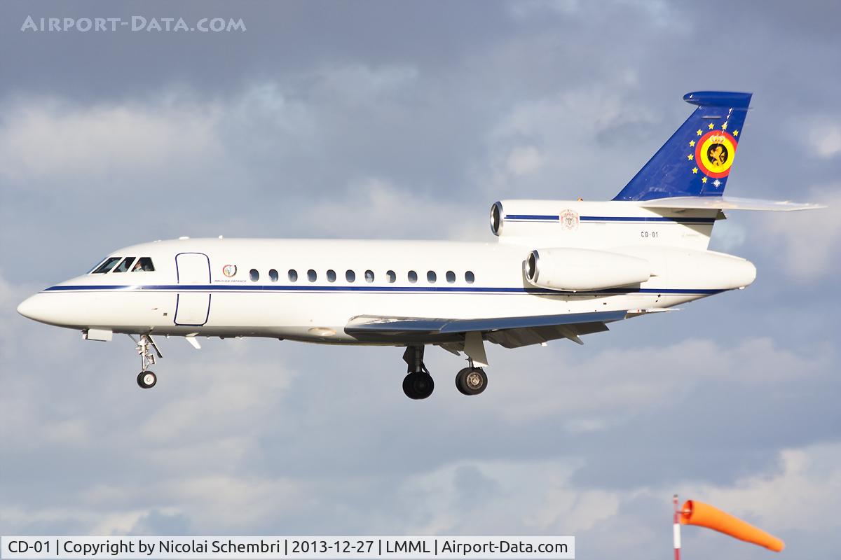 CD-01, 1991 Dassault Falcon 900B C/N 109, Landing runway 31