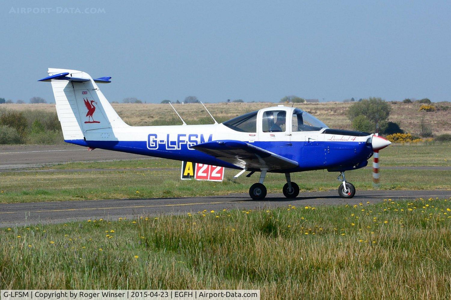 G-LFSM, 1978 Piper PA-38-112 Tomahawk Tomahawk C/N 38-78A0449, Visiting Tomahawk 