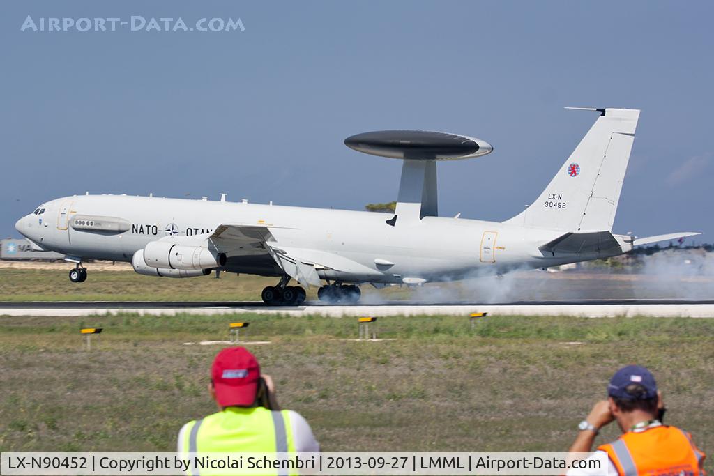 LX-N90452, 1983 Boeing E-3A Sentry C/N 22847, Landing runway 31
