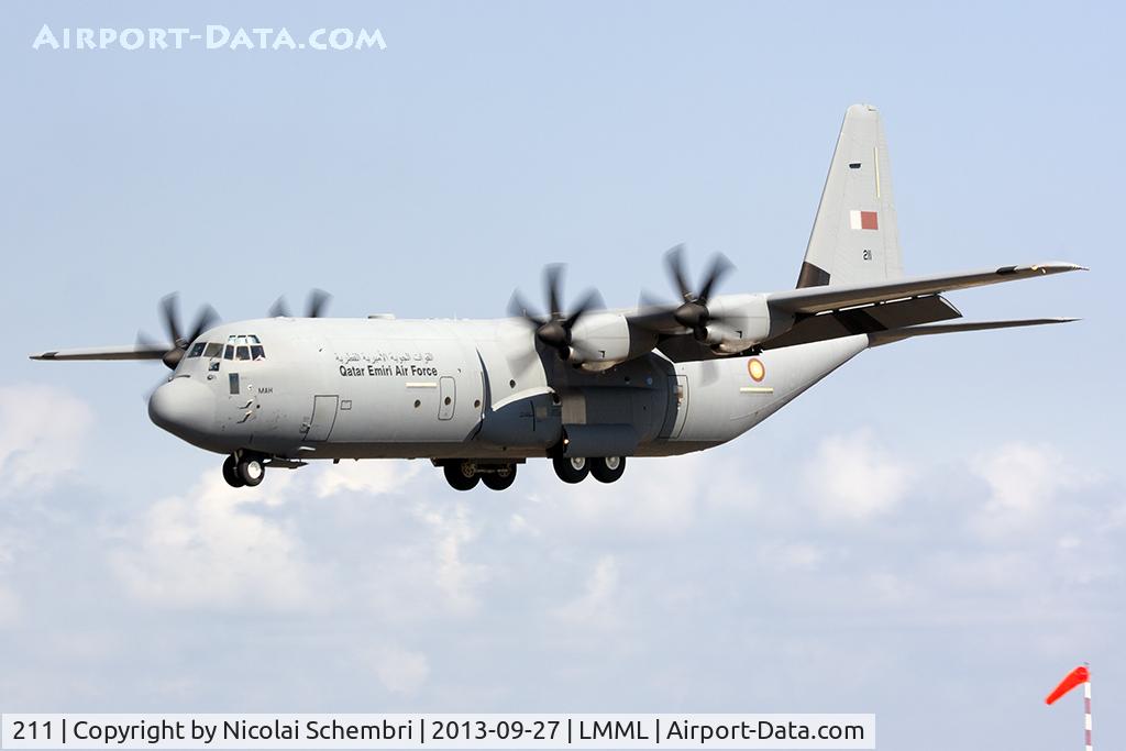 211, 2011 Lockheed Martin C-130J-30 Super Hercules C/N 382-5662, Landing runway 31