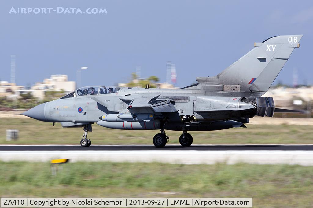 ZA410, 1983 Panavia Tornado GR.4 C/N 227/BT034/3109, Landing runway 31, with a destroyed EFT and missing APU panel