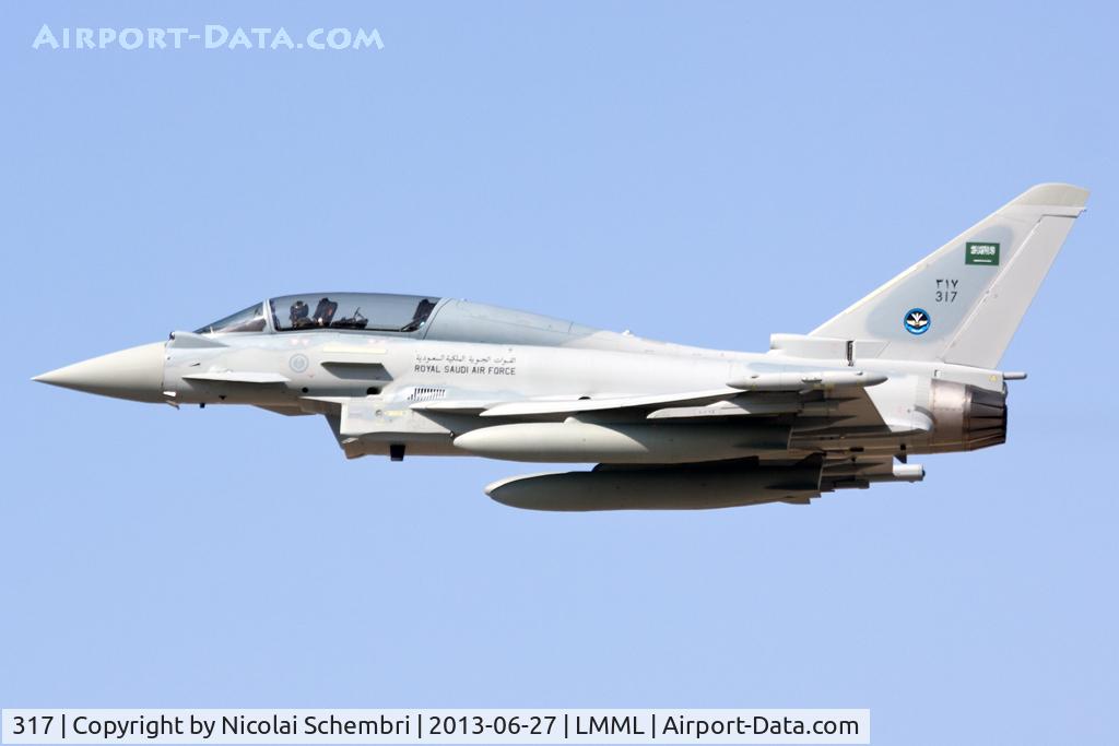 317, 2013 Eurofighter EF-2000 Typhoon F2 C/N CT007, Airborne runway 31 after touch & go on arrival
