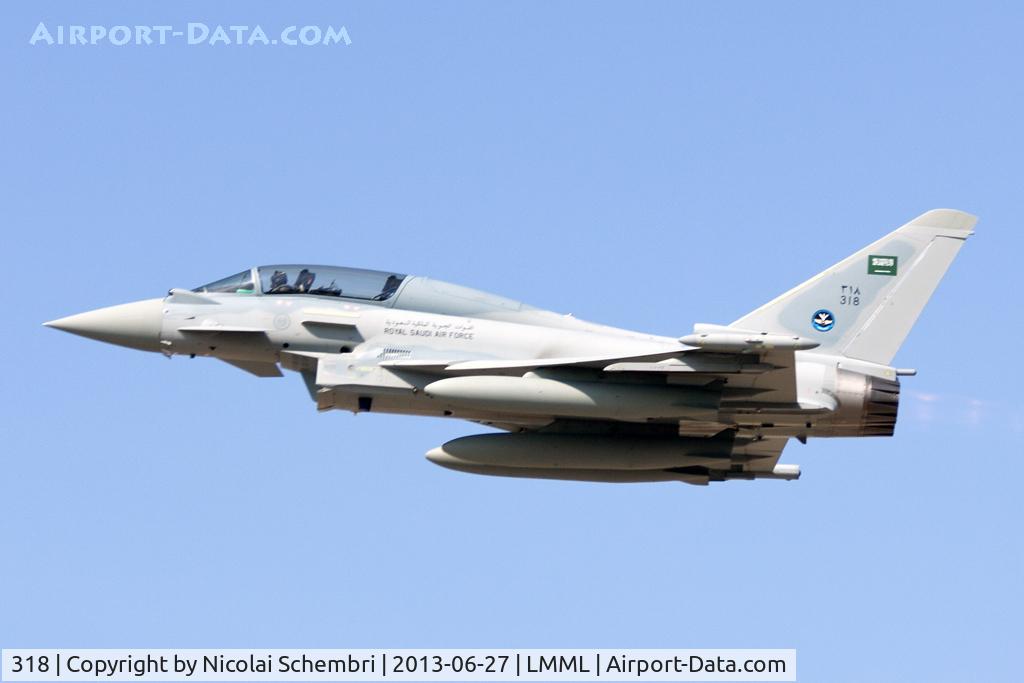 318, 2013 Eurofighter EF-2000 Typhoon F2 C/N CT008/279, Airborne runway 31 after touch & go on arrival