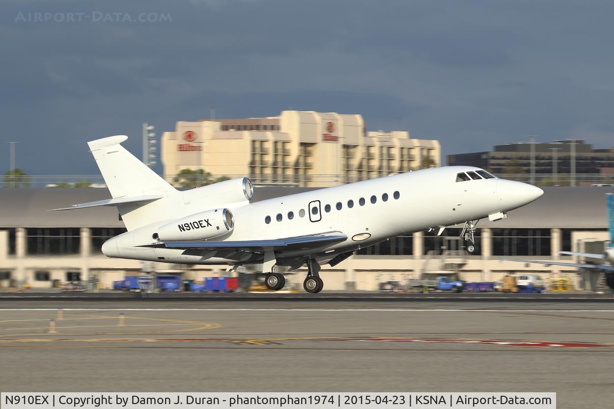 N910EX, 1997 Dassault Falcon 900EX C/N 10, Departing SNA