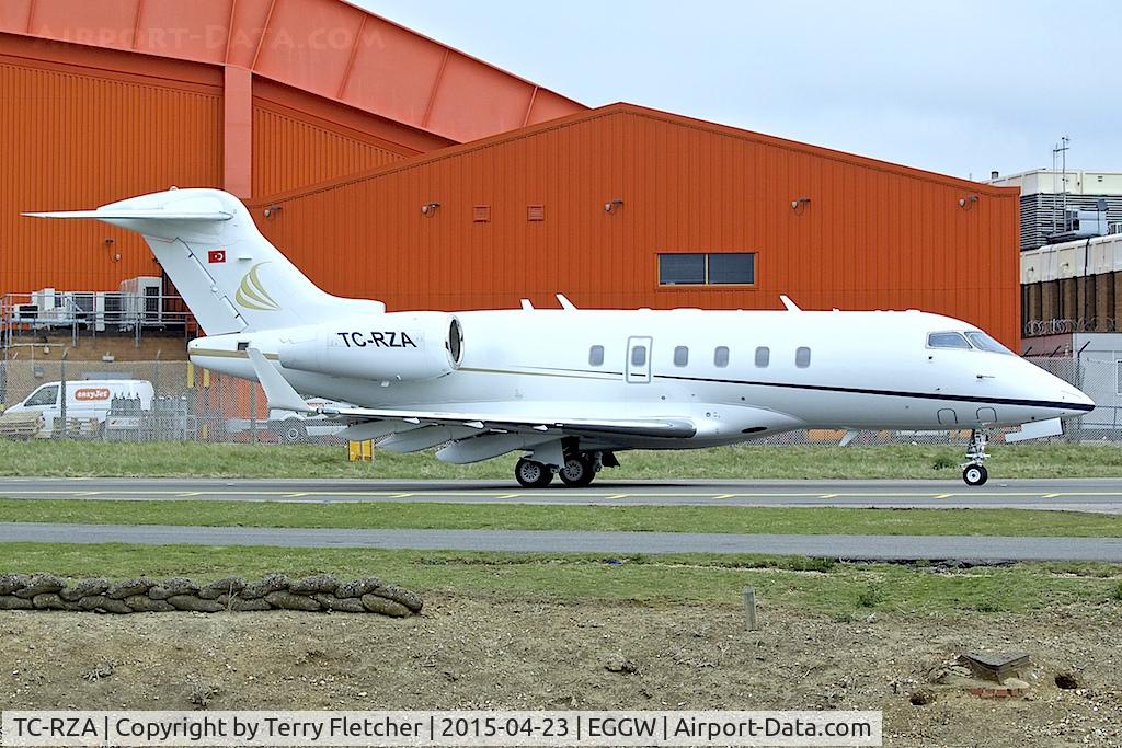 TC-RZA, 2010 Bombardier Challenger 300 (BD-100-1A10) C/N 20284, 2010 Bombardier BD-100-1A10 Challenger 300, c/n: 20284 at Luton