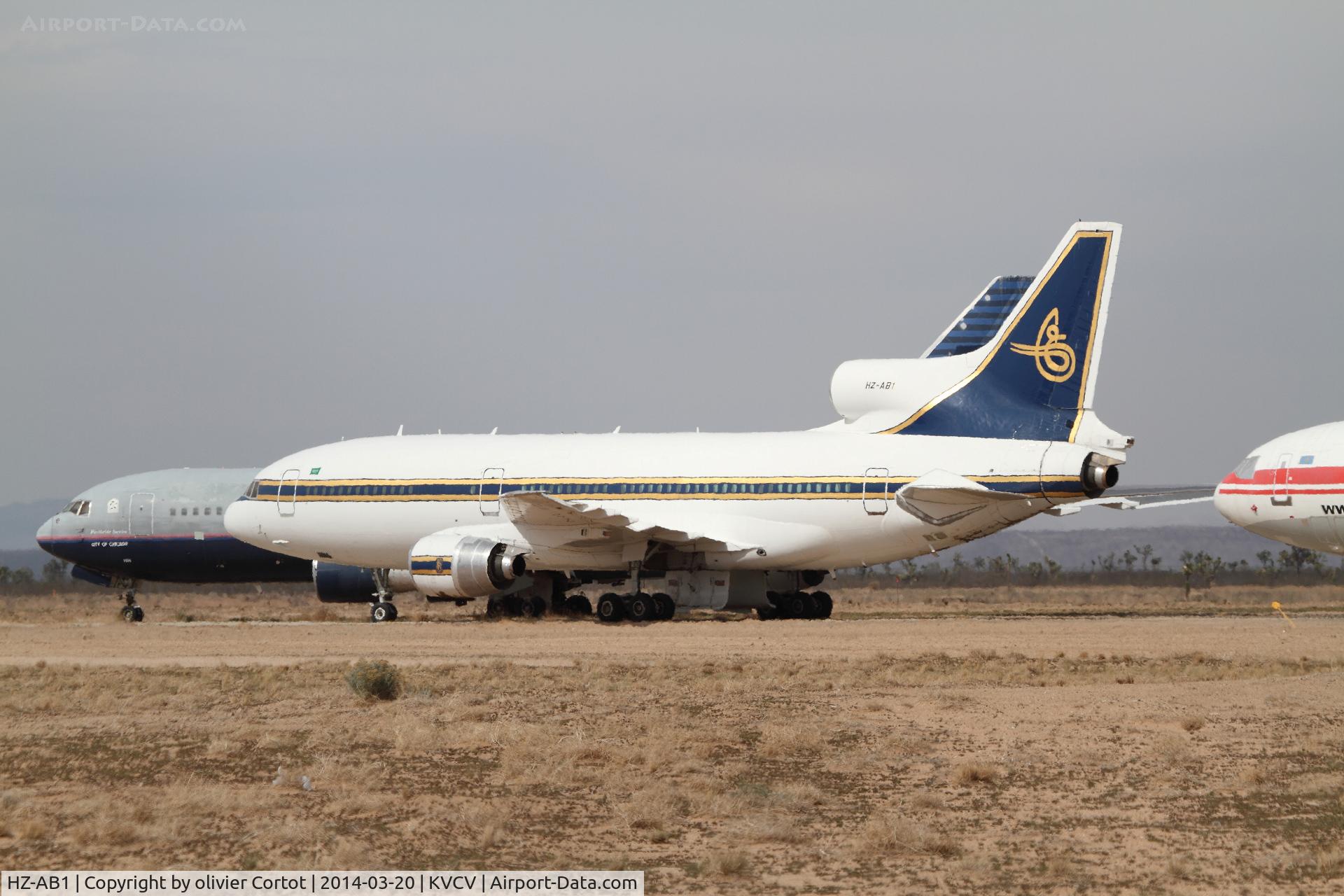 HZ-AB1, 1982 Lockheed L-1011-385-3 TriStar 500 C/N 293A-1247, California heat...