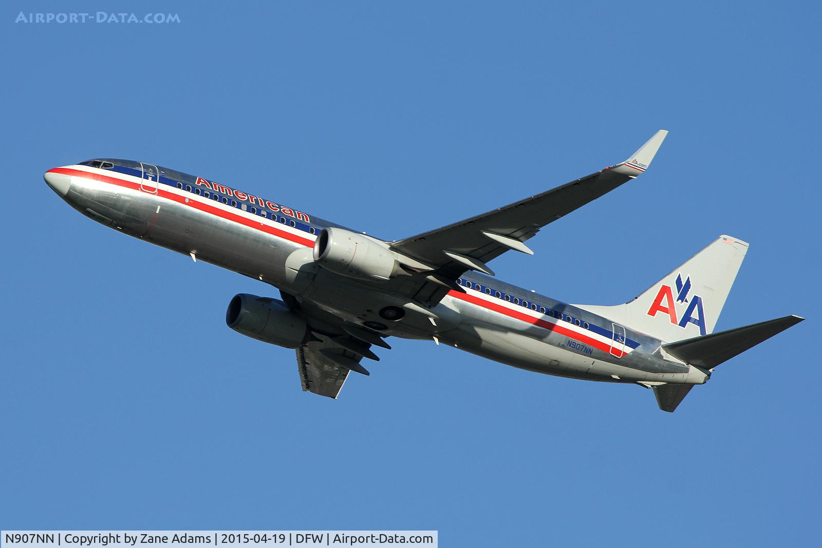 N907NN, 2013 Boeing 737-823 C/N 31158, American Airlines 737 departing DFW Airport