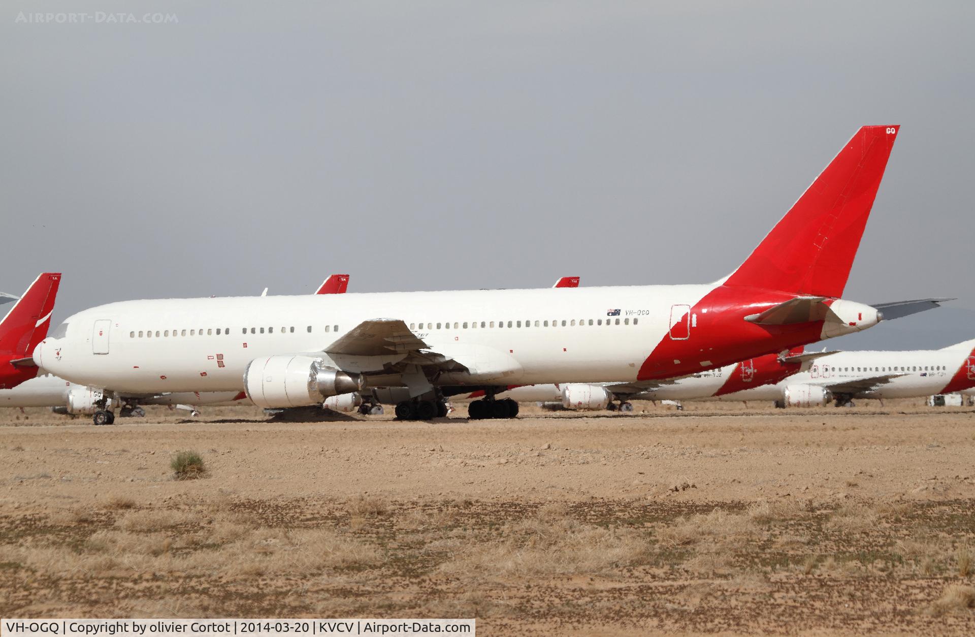 VH-OGQ, 1996 Boeing 767-338 C/N 28154, Victorville, last stop ?
