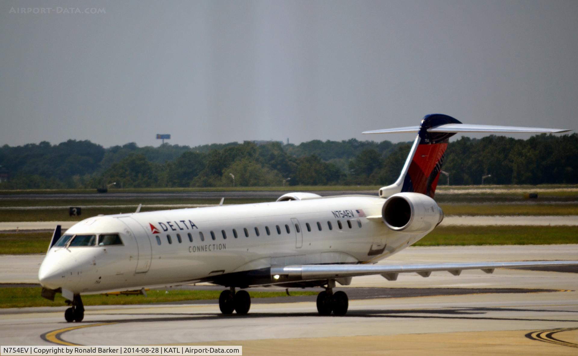 N754EV, 2004 Bombardier CRJ-701 (CL-600-2C10) Regional Jet C/N 10173, Taxi Atlanta