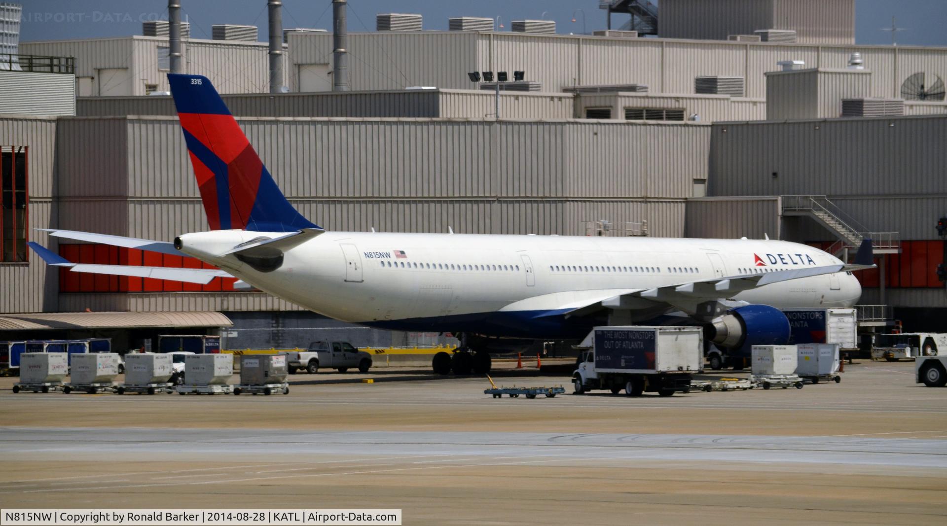 N815NW, 2007 Airbus A330-323X C/N 0817, Gate E12 Atlanta