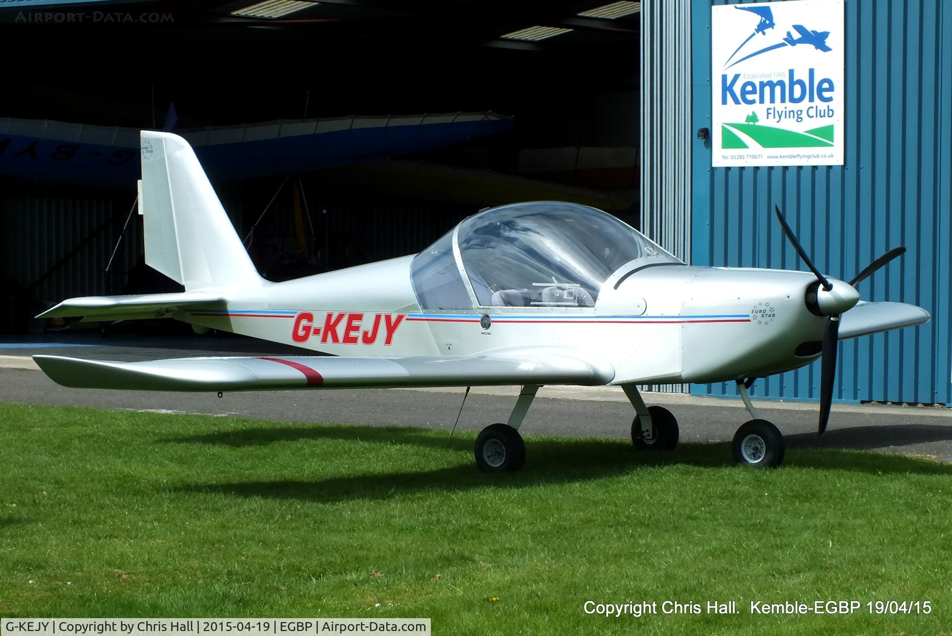 G-KEJY, 2004 Cosmik EV-97 TeamEurostar UK C/N 2017, Kemble resident