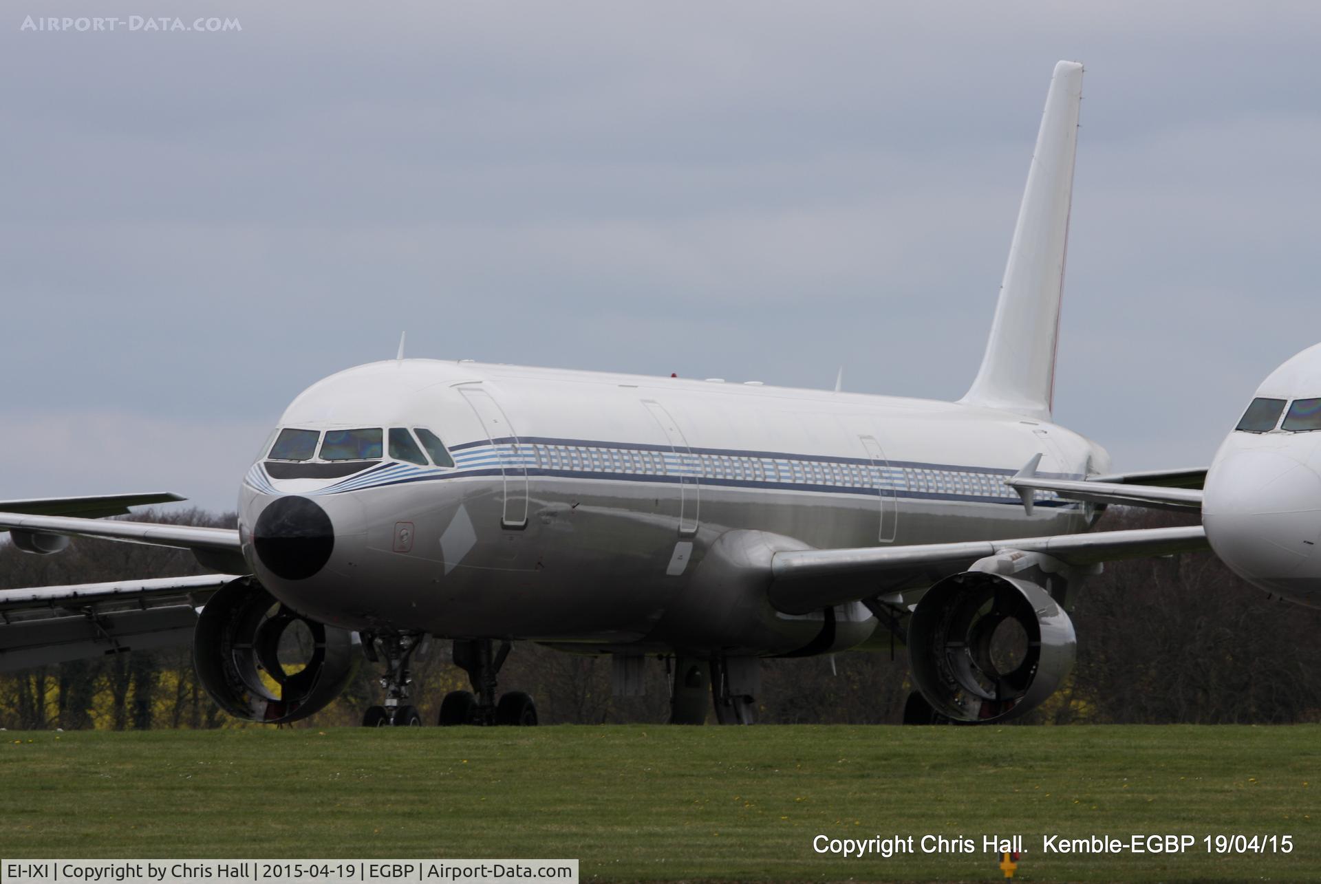 EI-IXI, 1994 Airbus A321-112 C/N 494, ex Alitalia retro, in the scrapping area at Kemble