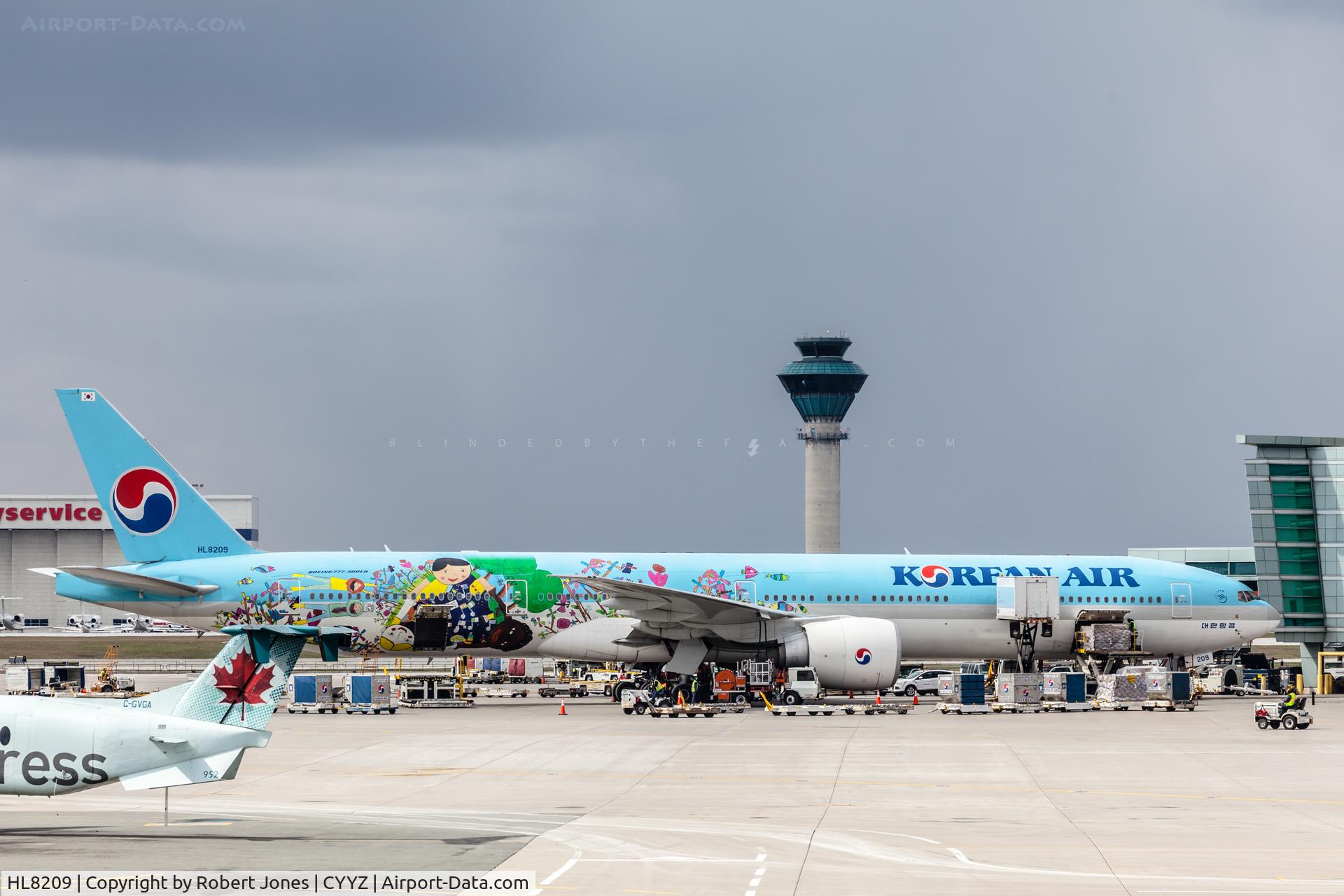HL8209, 2010 Boeing 777-3B5/ER C/N 37646, At Toronto Pearson