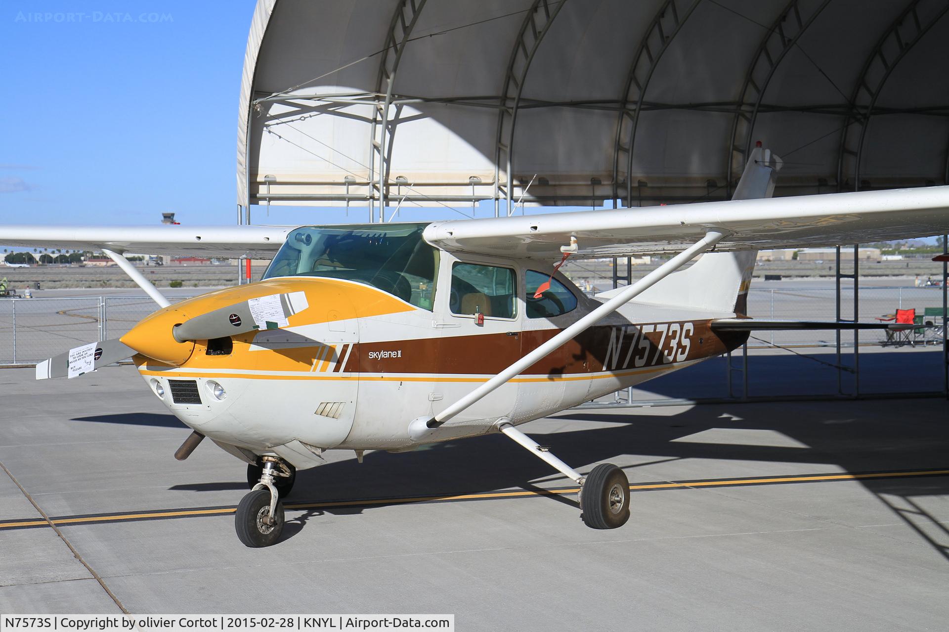 N7573S, 1976 Cessna 182Q Skylane C/N 18265222, Yuma airshow