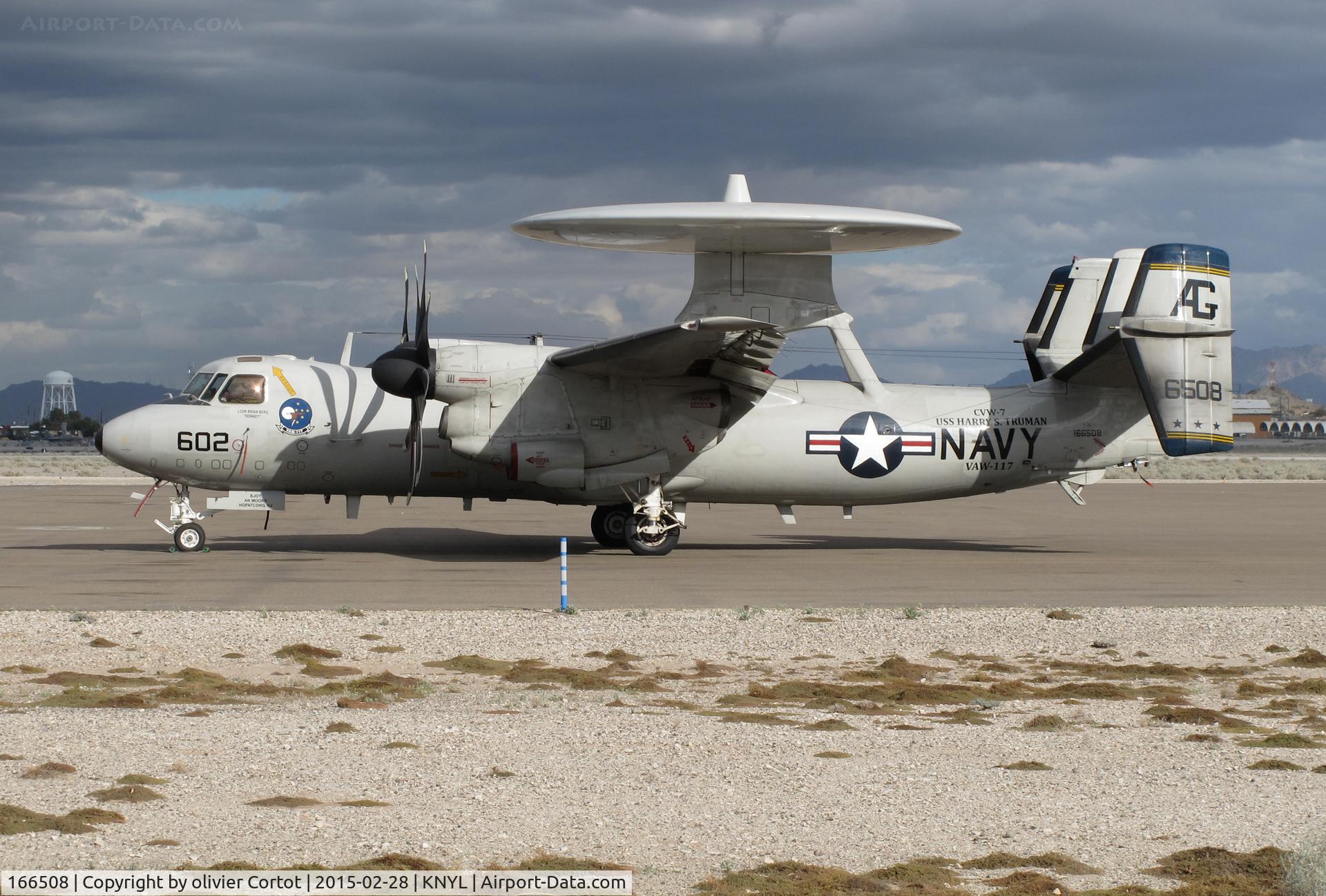 166508, Northrop Grumman E-2C Hawkeye 2000 (G-123) C/N A205, hidden in the civilian part of MCAS Yuma
