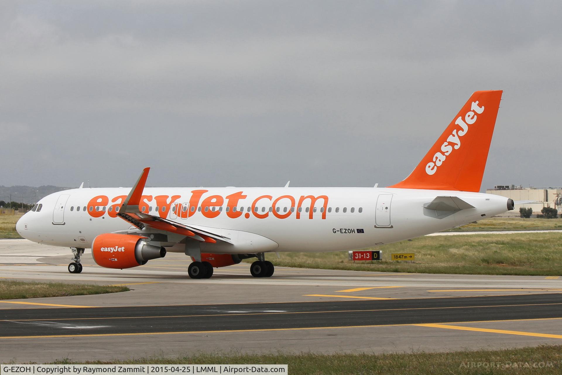 G-EZOH, 2015 Airbus A320-214 C/N 6546, A320 G-EZOH Easyjet