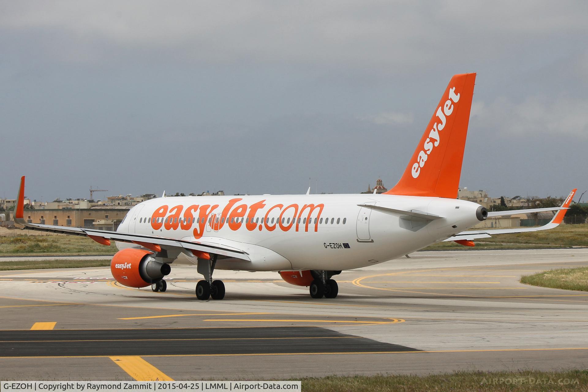 G-EZOH, 2015 Airbus A320-214 C/N 6546, A320 G-EZOH Easyjet