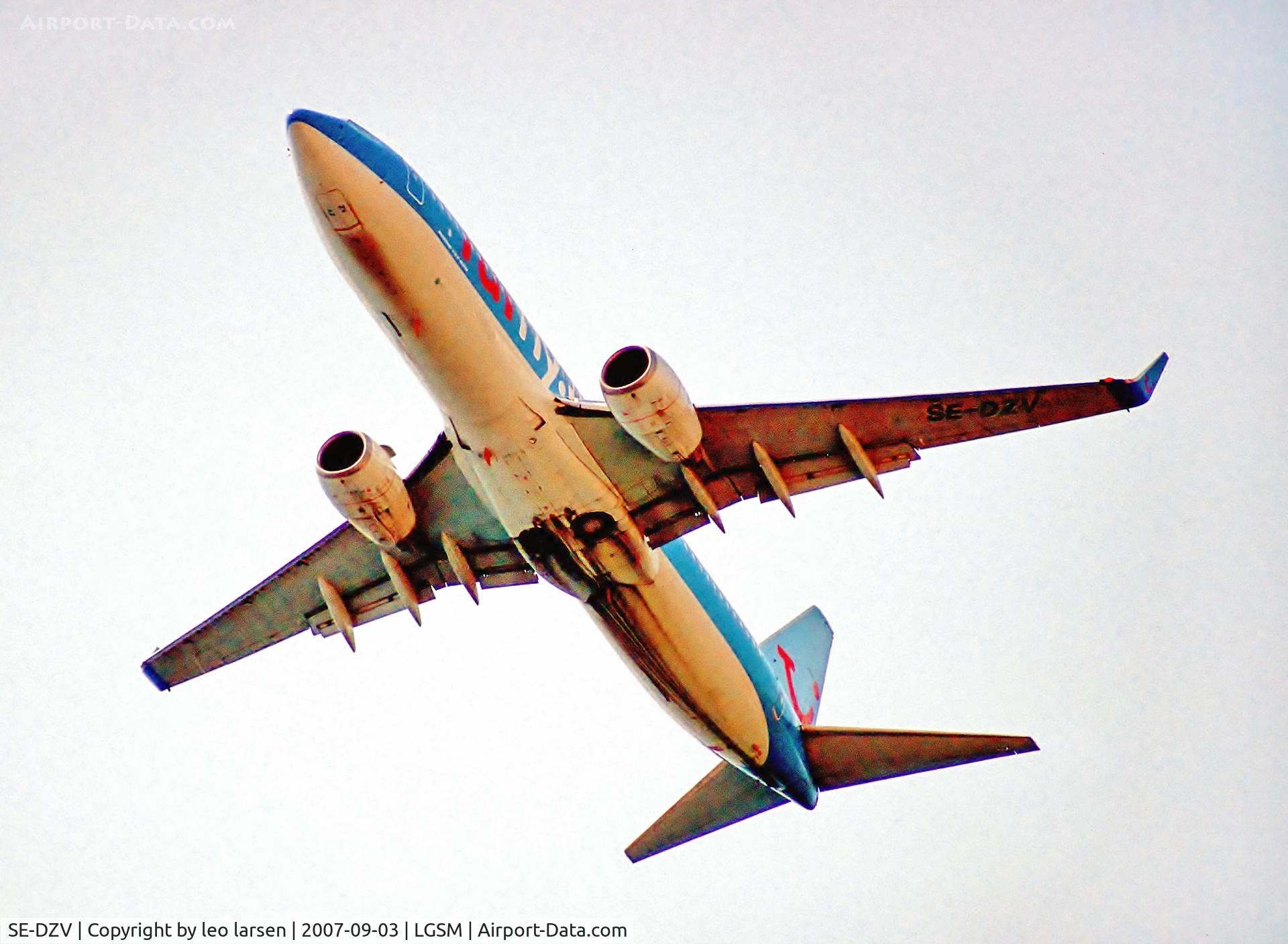 SE-DZV, 2003 Boeing 737-804 C/N 32904, Samos Greece 3.9.07