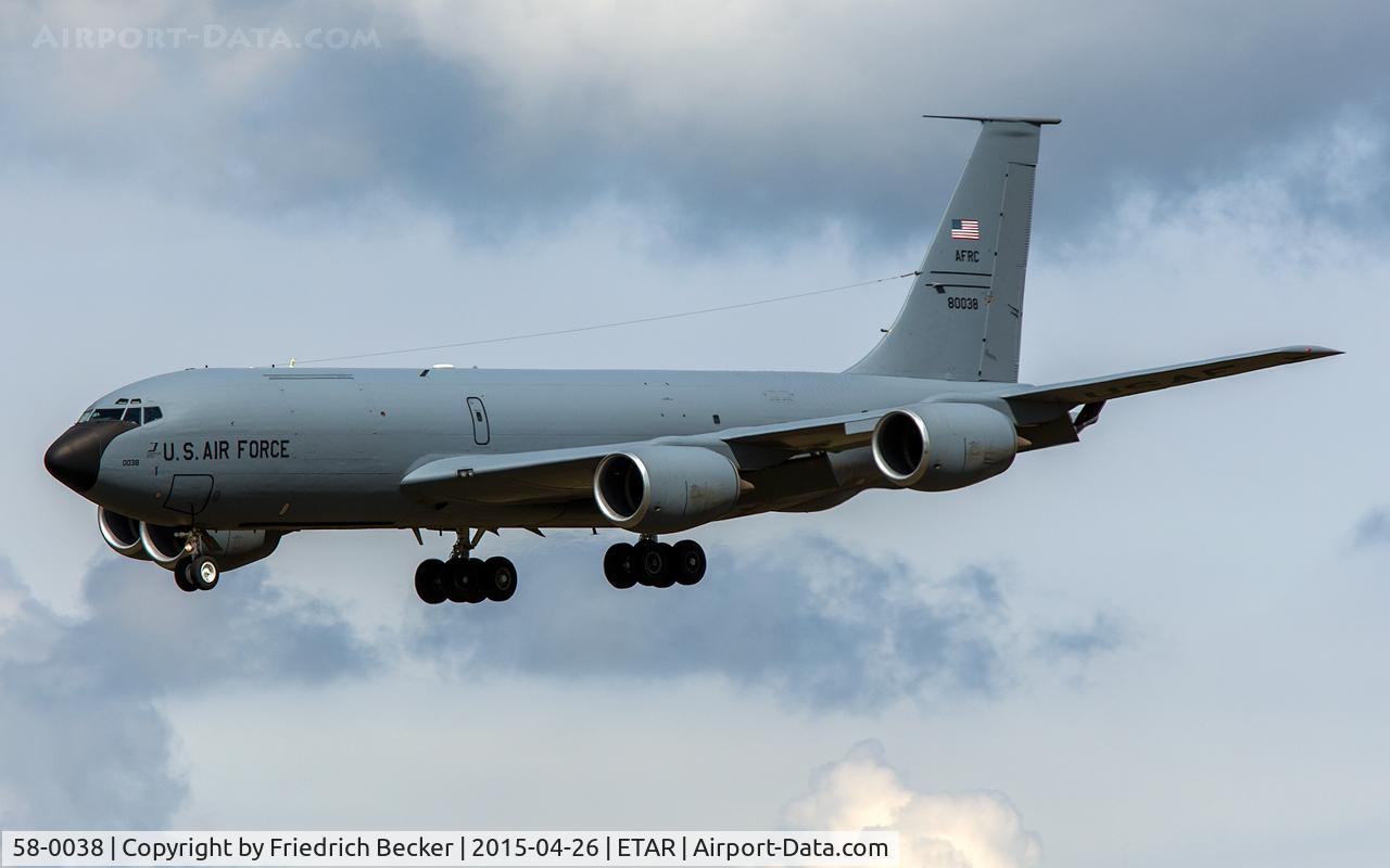 58-0038, 1958 Boeing KC-135R Stratotanker C/N 17783, on final RW26