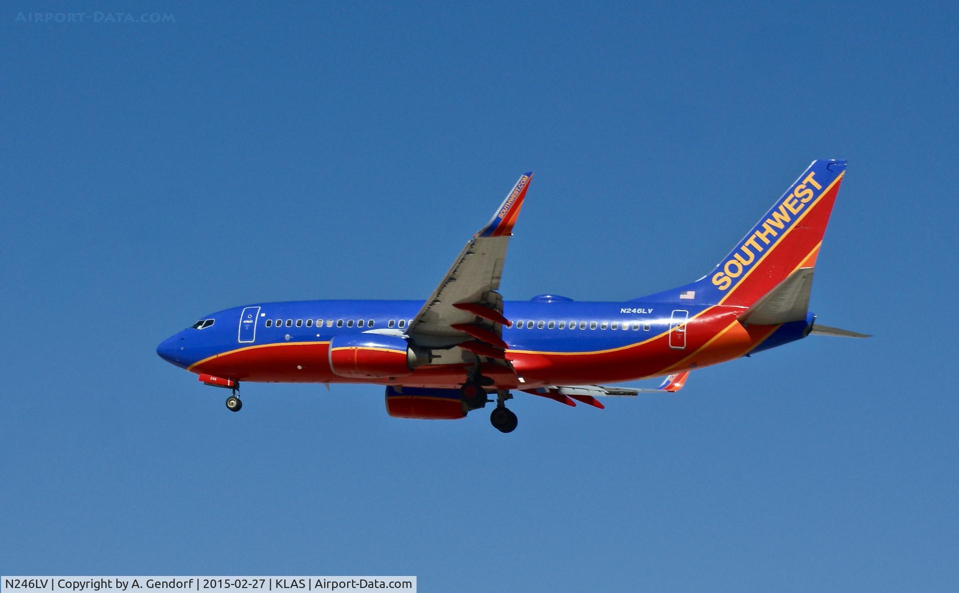 N246LV, 2006 Boeing 737-7H4 C/N 32507, Southwest Airlines, here on short finals at Las Vegas Int'l(KLAS)