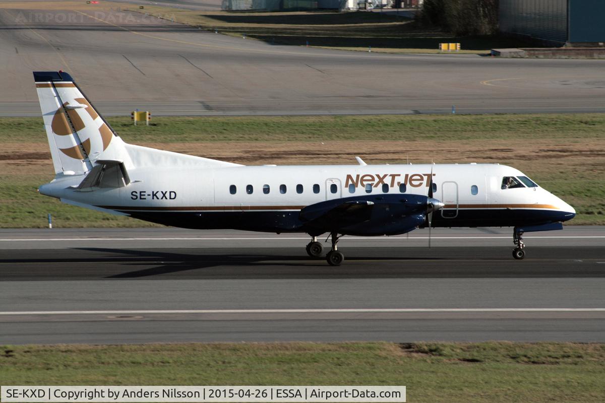SE-KXD, 1991 Saab 340B C/N 340B-248, Reversing after landing runway 26.