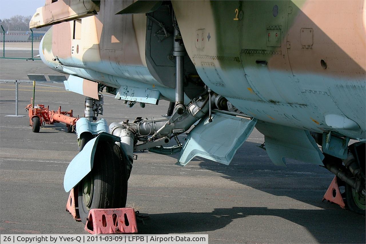 26, 1982 Mikoyan-Gurevich MiG-23ML C/N 0390324028, Mikoyan-Gurevich MiG-23ML, Main landing gear, Air & Space Museum Paris-Le Bourget (LFPB-LBG)