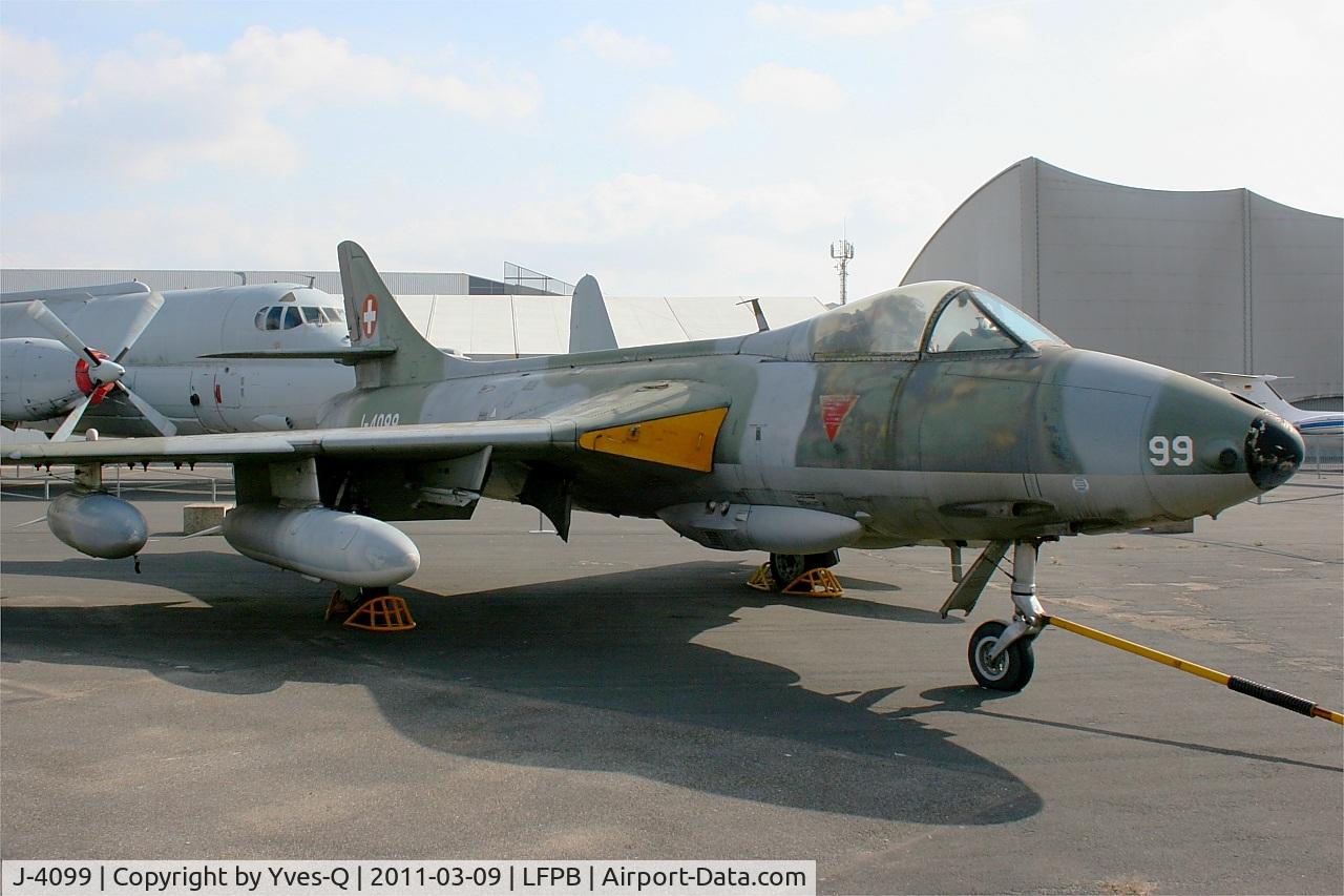 J-4099, 1959 Hawker Hunter F.58 C/N 41H-697466, Hawker Hunter F.58, Air & Space Museum Paris-Le Bourget (LFPB-LBG)