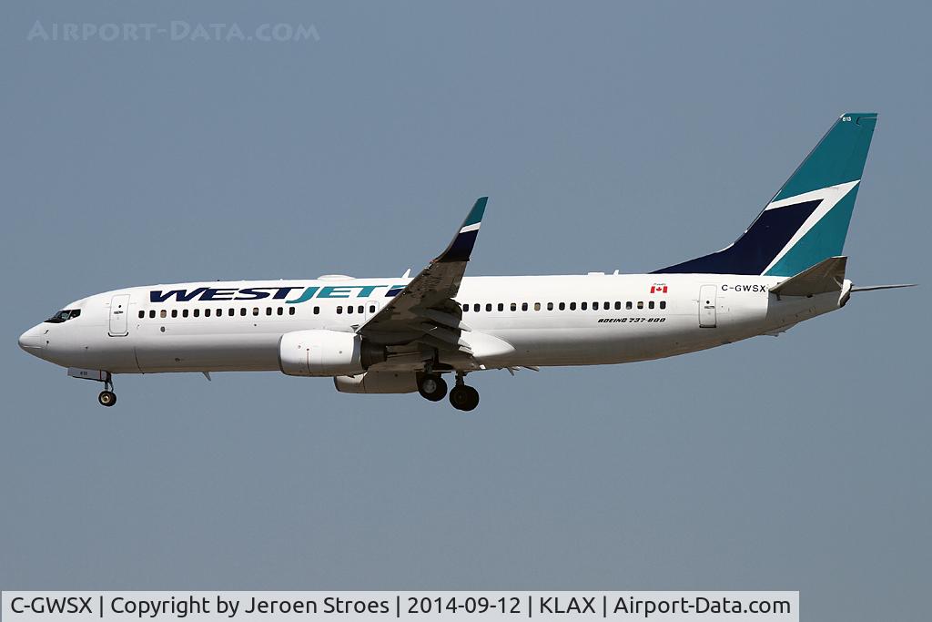C-GWSX, 2010 Boeing 737-8CT C/N 36696, klax .