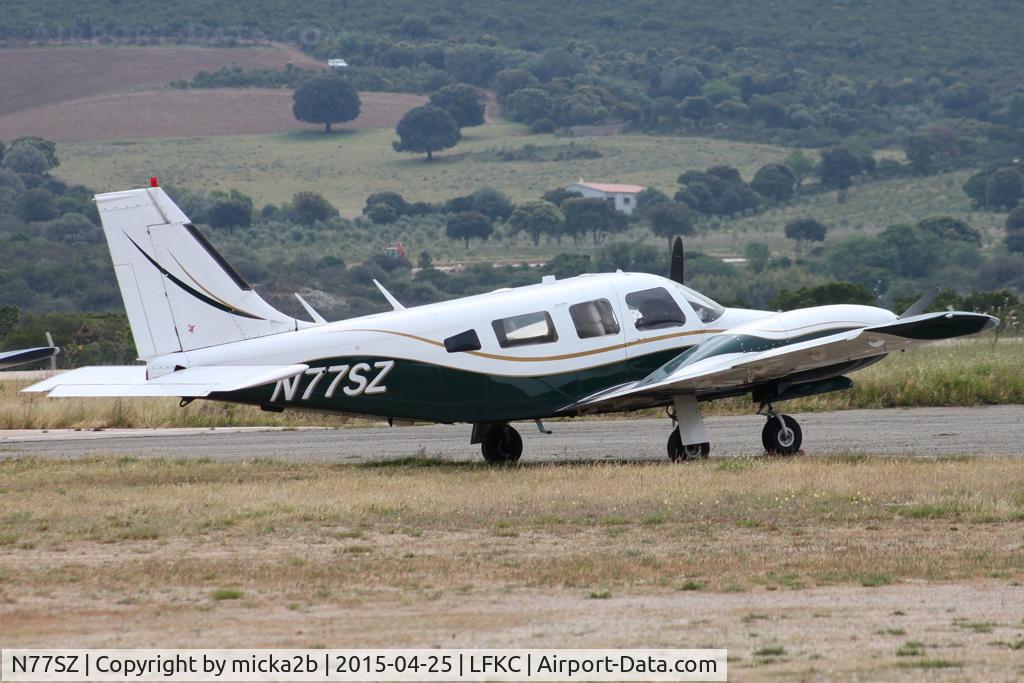 N77SZ, 1977 Piper PA-34-200T C/N 34-7770198, Parked