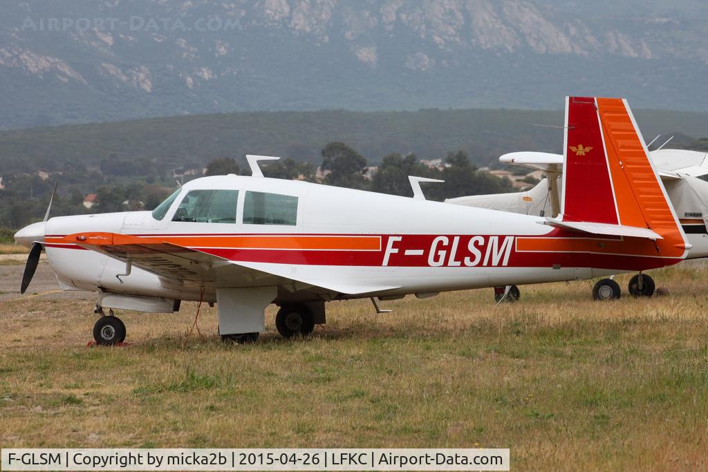 F-GLSM, 1974 Mooney M20C Ranger C/N 20-0024, Parked