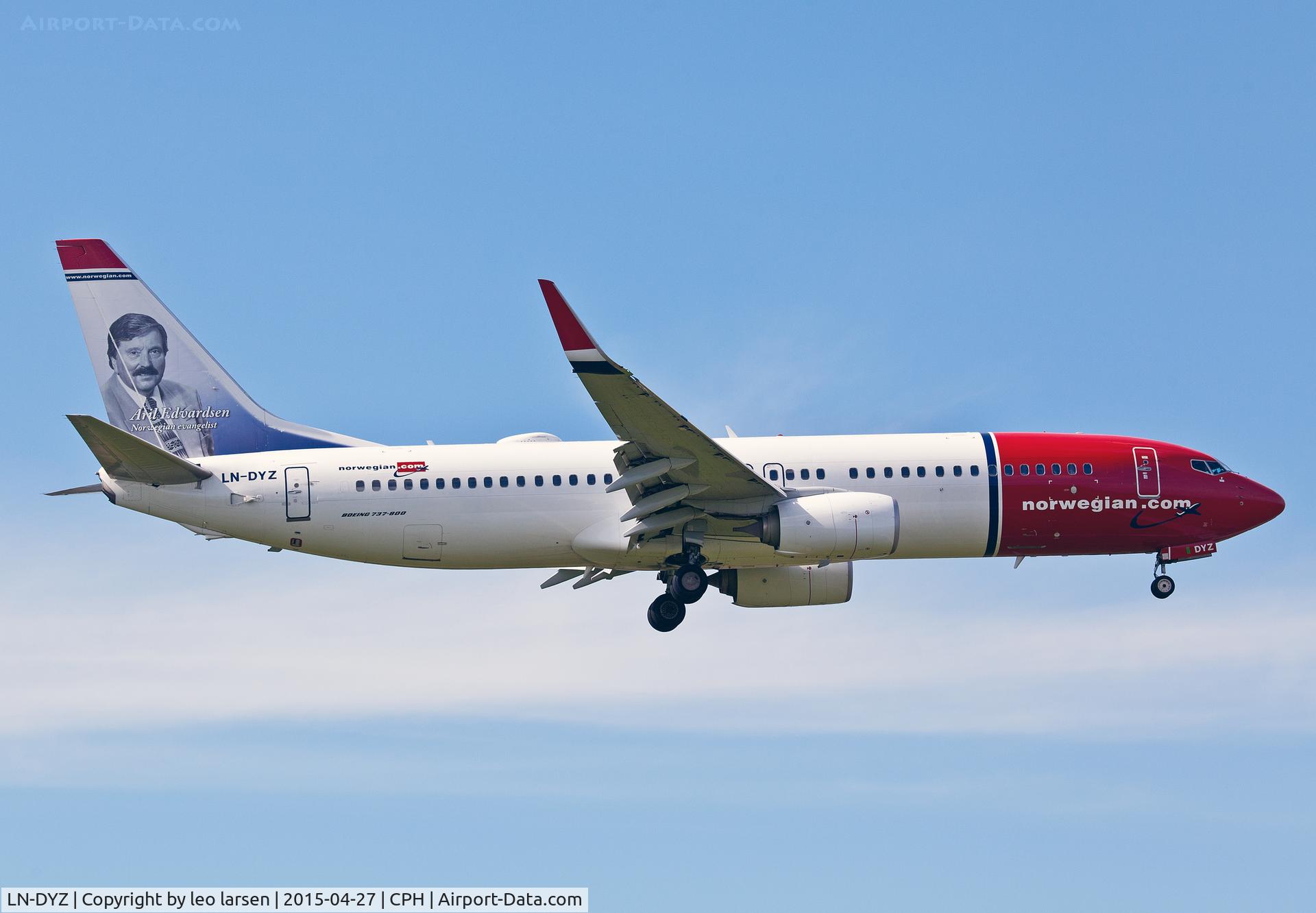 LN-DYZ, 2012 Boeing 737-8JP C/N 39013, Copenhagen Kastrup 27.4.15