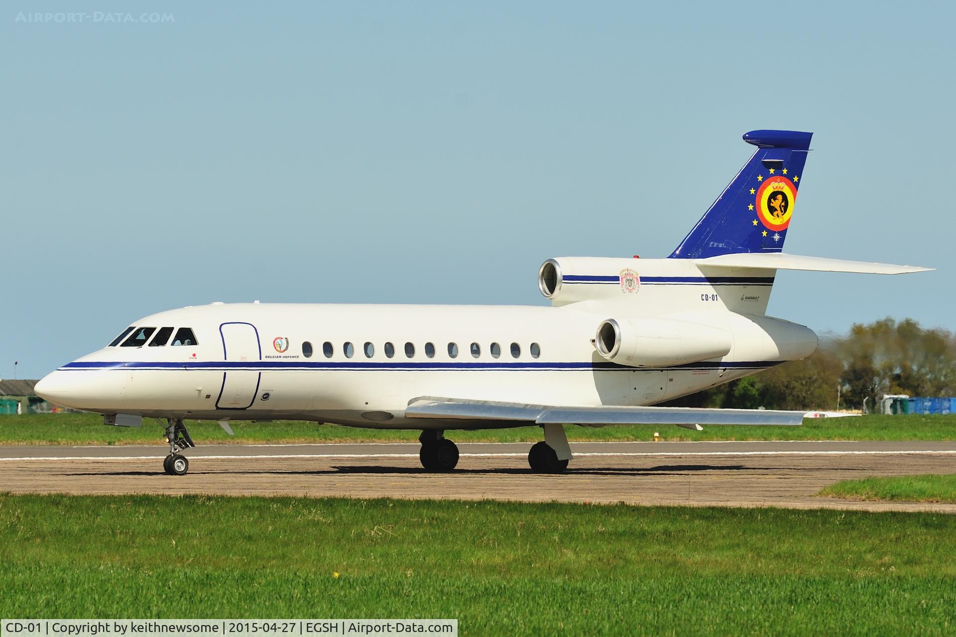 CD-01, 1991 Dassault Falcon 900B C/N 109, Leaving Norwich.
