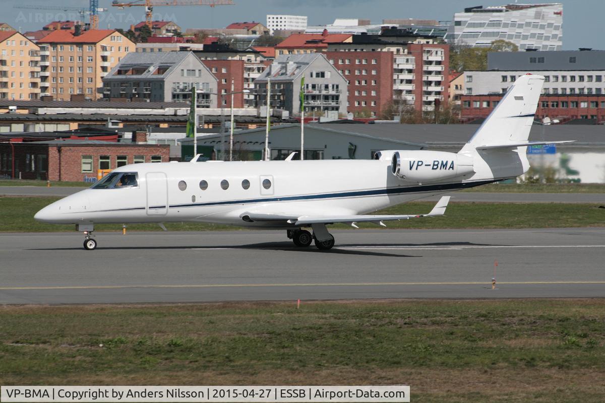 VP-BMA, 2007 Israel Aircraft Industries Gulfstream G150 C/N 228, Departing runway 30.