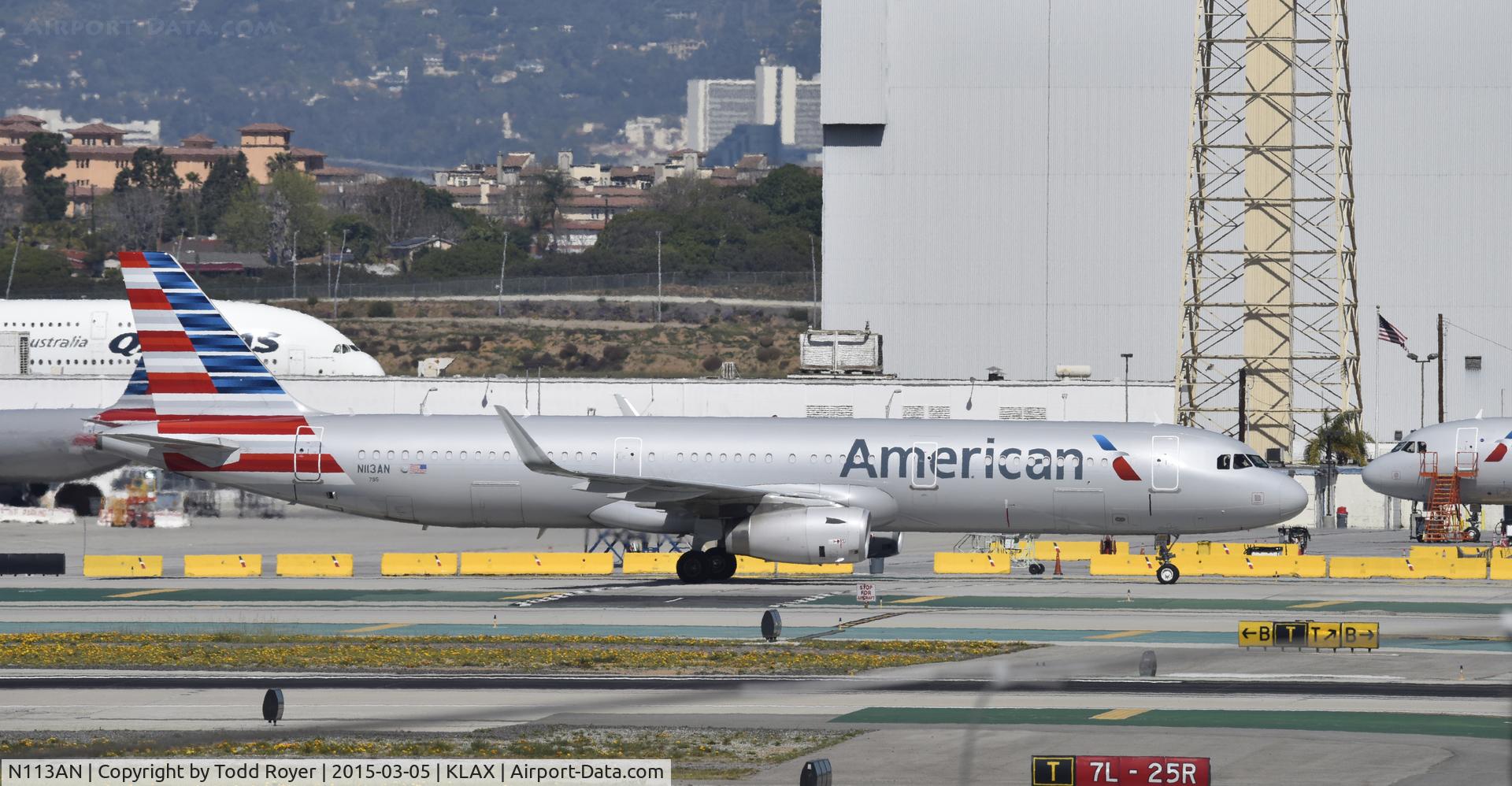 N113AN, 2014 Airbus A321-231 C/N 6020, Taxiing o gate at LAX