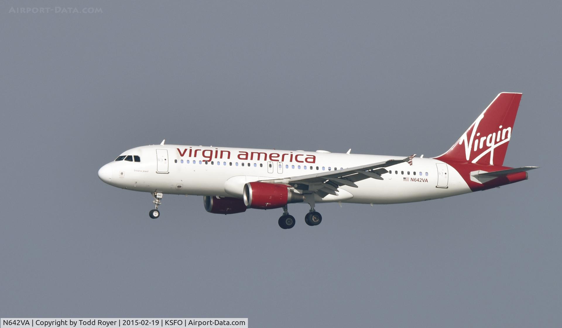 N642VA, 2008 Airbus A320-214 C/N 3670, Landing at SFO