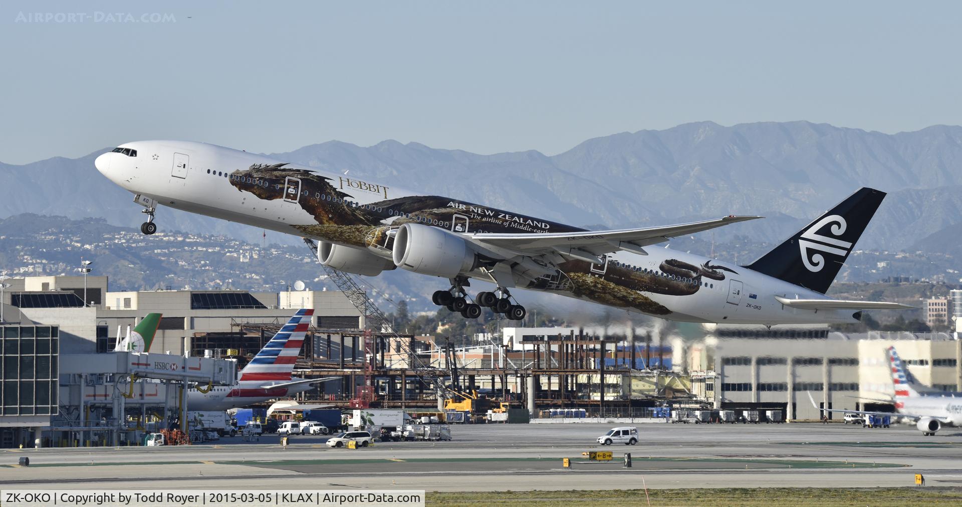 ZK-OKO, 2011 Boeing 777-306/ER C/N 38407, Departing LAX on 25R