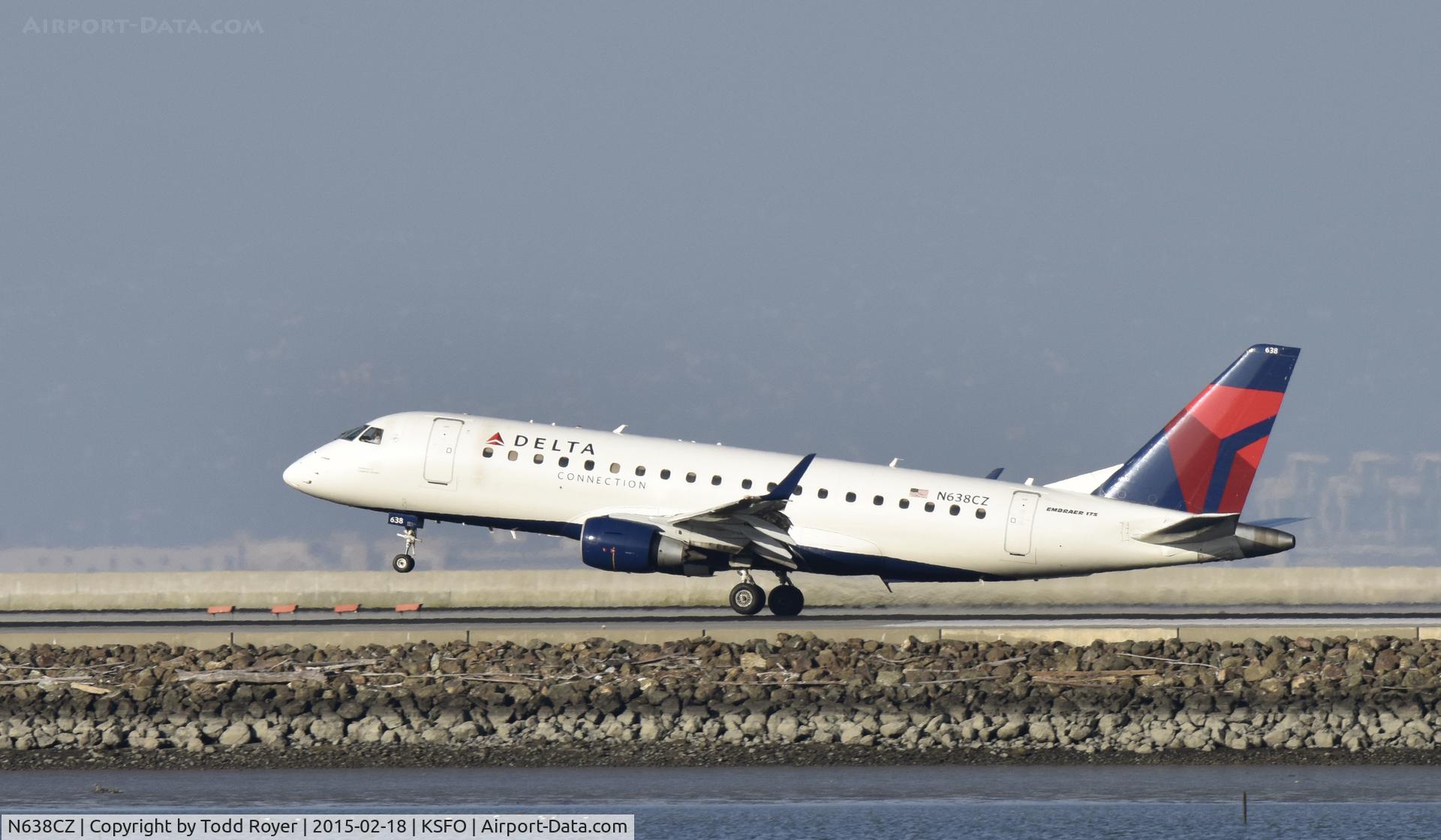 N638CZ, 2008 Embraer 175LR (ERJ-170-200LR) C/N 17000259, Landing at SFO
