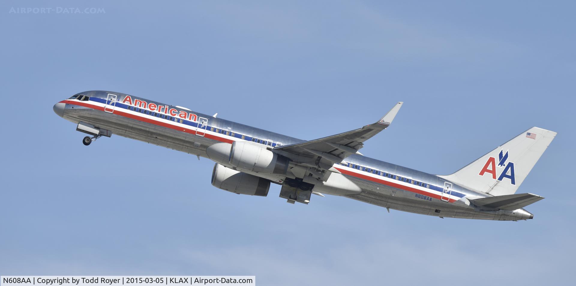 N608AA, 1996 Boeing 757-223 C/N 27446, Departing LAX on 25R