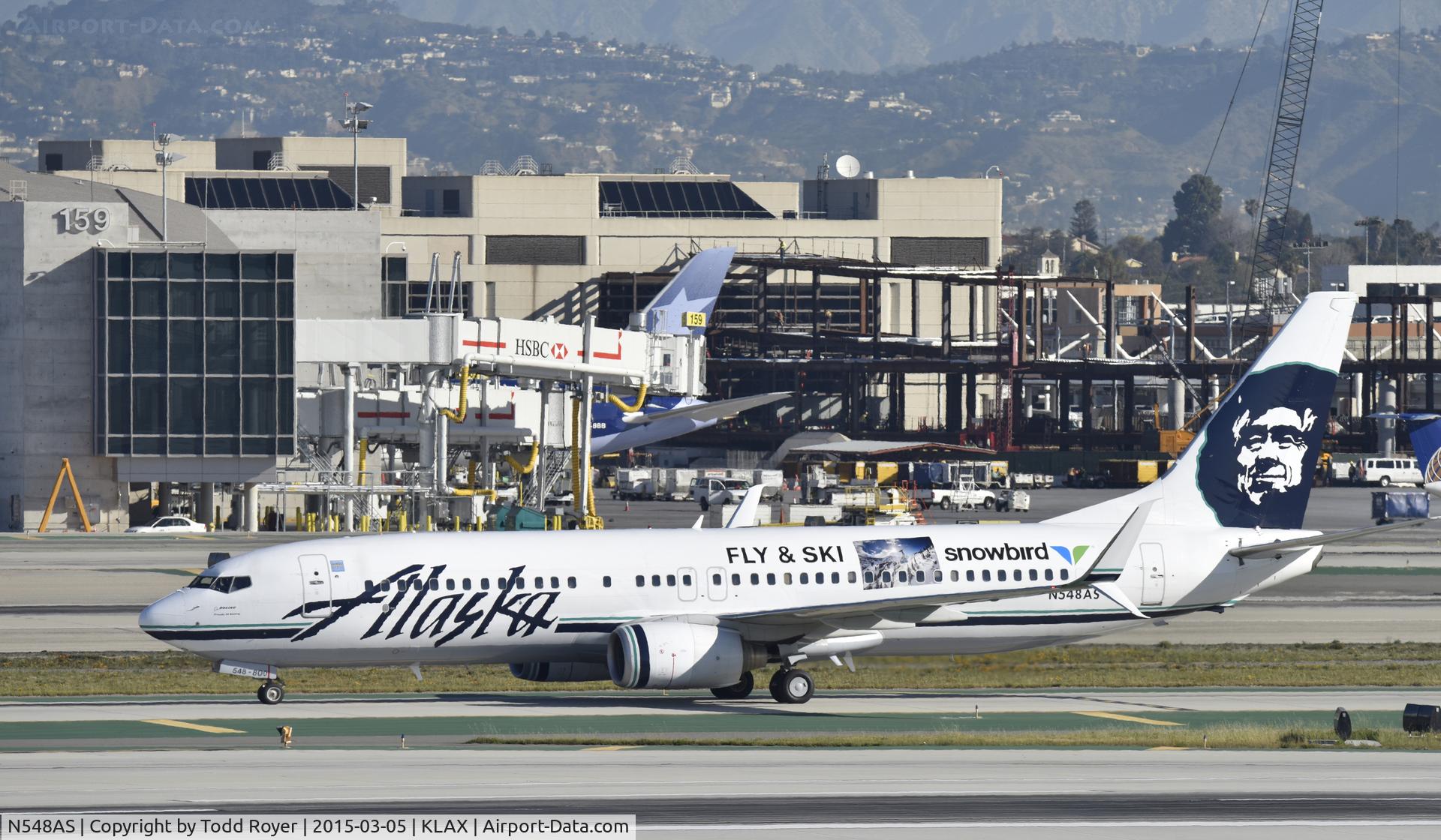 N548AS, 2005 Boeing 737-890 C/N 30020, Arrived at LAX on 25R