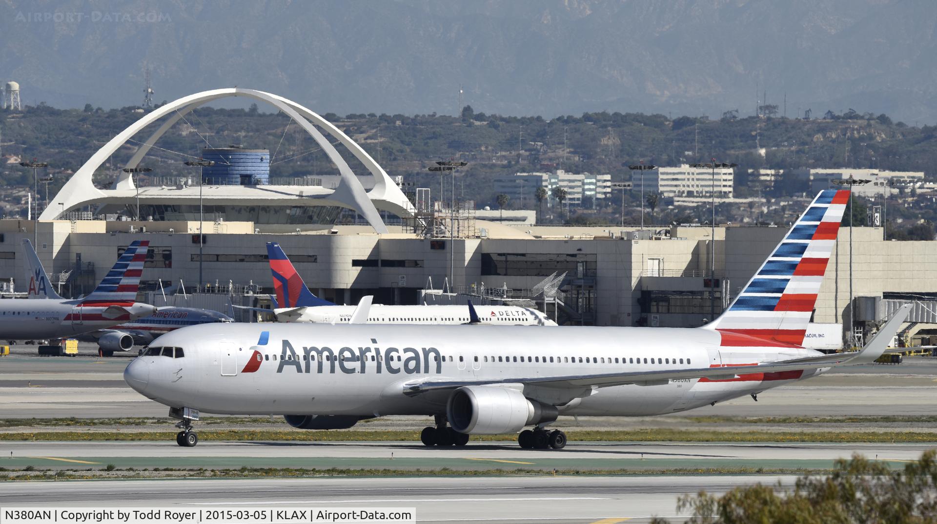 N380AN, 1993 Boeing 767-323 C/N 25449, Arrived at LAX on 25L